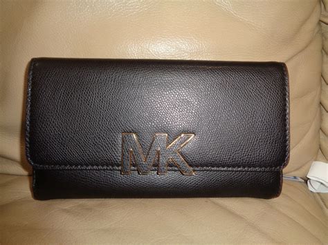 Michael Kors Florence Leather Large Billfold Wallet 